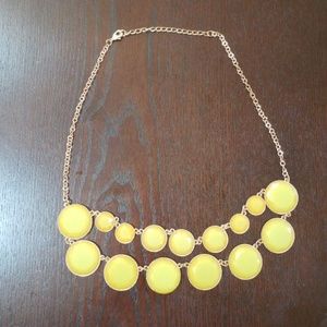 Adjustable yellow necklace